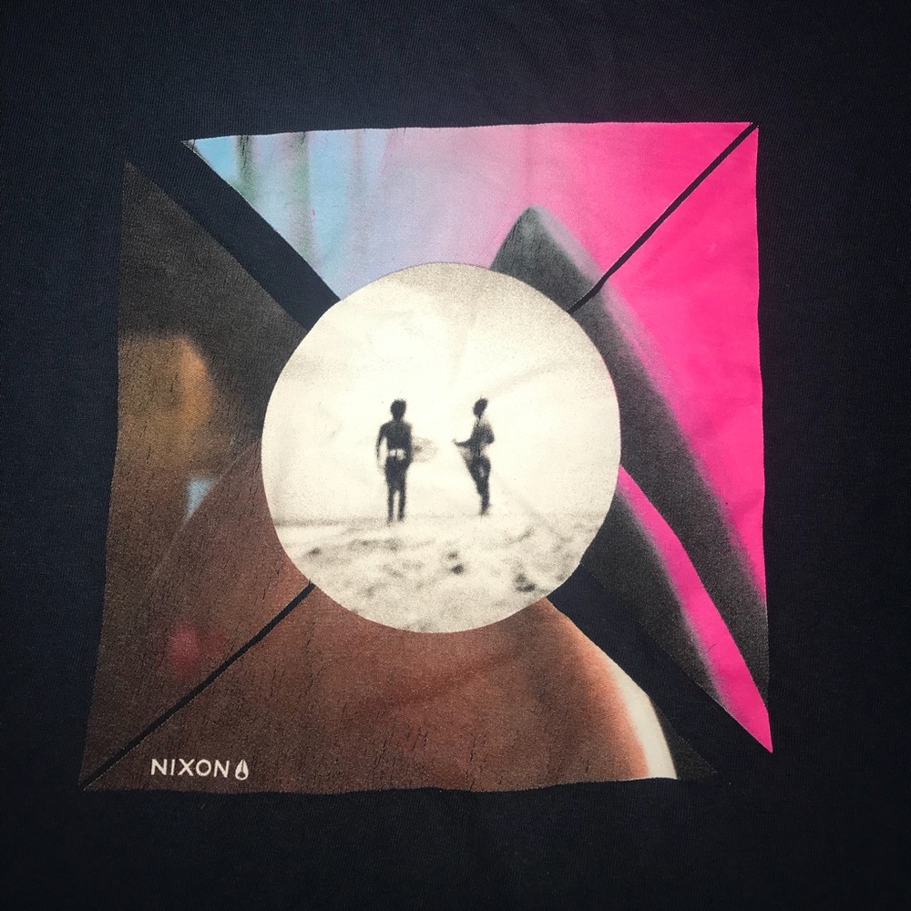 NIXON T-shirt
